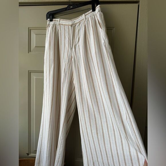 Aerie Two-Piece Set – Striped Button-Down Shirt L High-Waist Wide-Leg Pants M - Picture 9 of 16